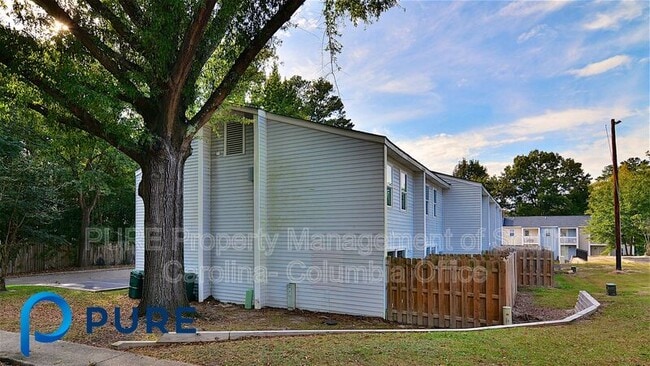 Interior Photo - 308 Percival Rd