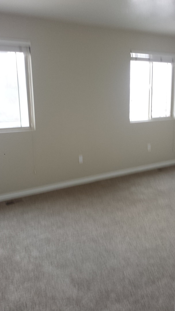 Building Photo - 256 W 350 N