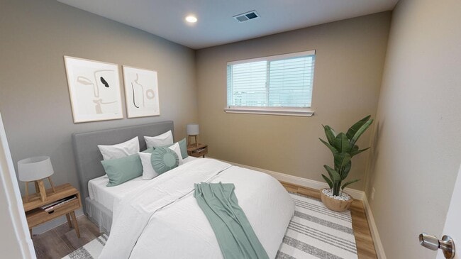 Building Photo - 25105 Del Mar Ave