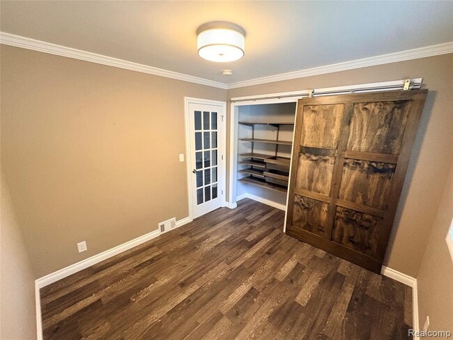 Building Photo - 1341 Catalpa Dr
