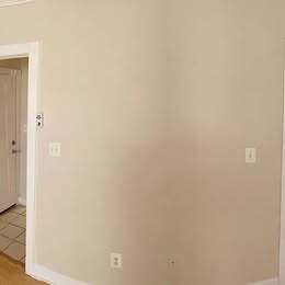 spacious bedroom - 1242 Queen St NE