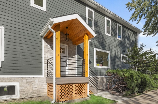 Building Photo - 2201 N 74th Ct