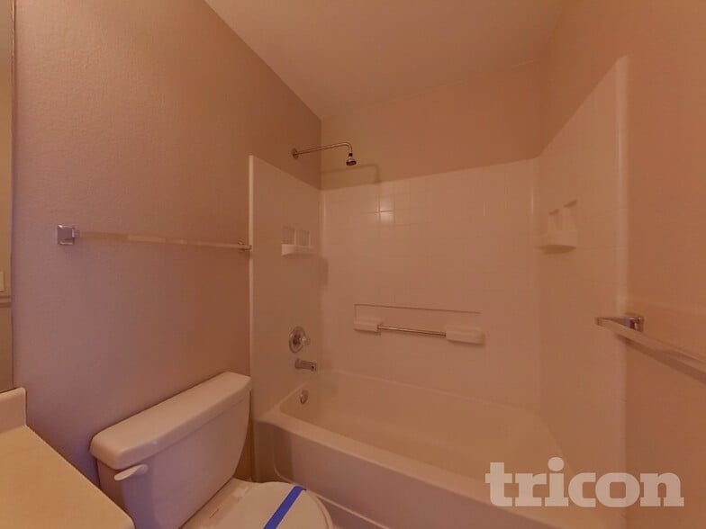 Building Photo - 10115 Hudson St