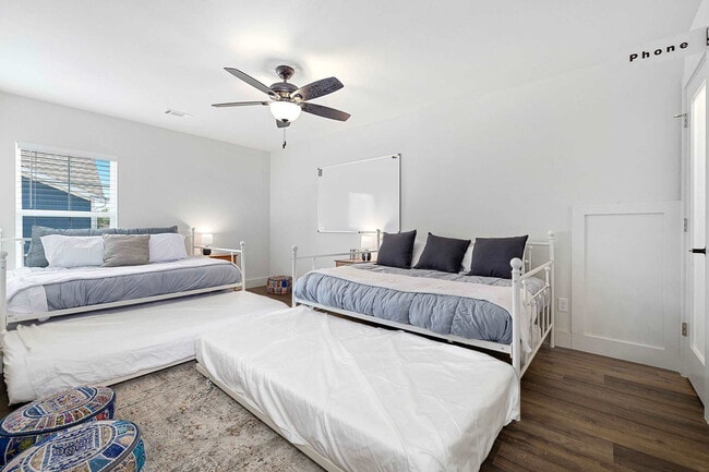 Building Photo - 501 S 7th St