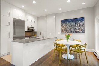 Building Photo - 203 St Botolph St