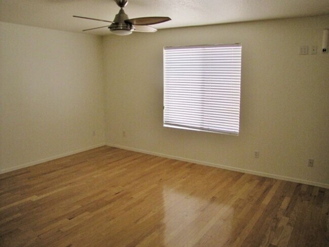 Building Photo - 3BR/2BA/2CG, 1615 sq.ft. home in Sierra Springs subdivision in Sierra Vista, AZ