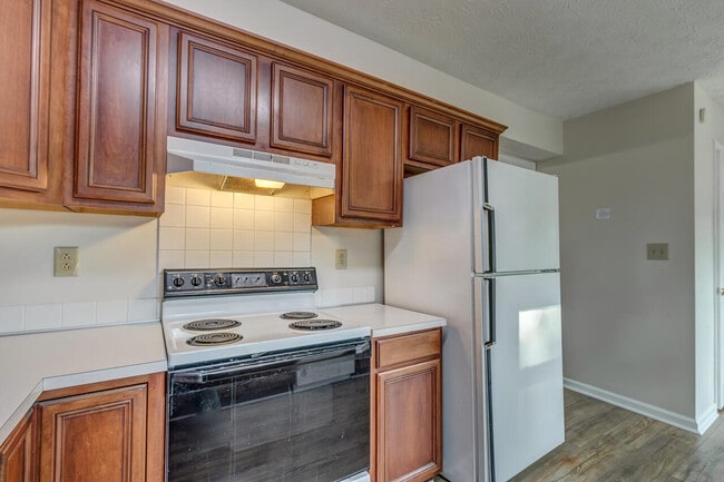 Building Photo - 3789 White Pine Dr