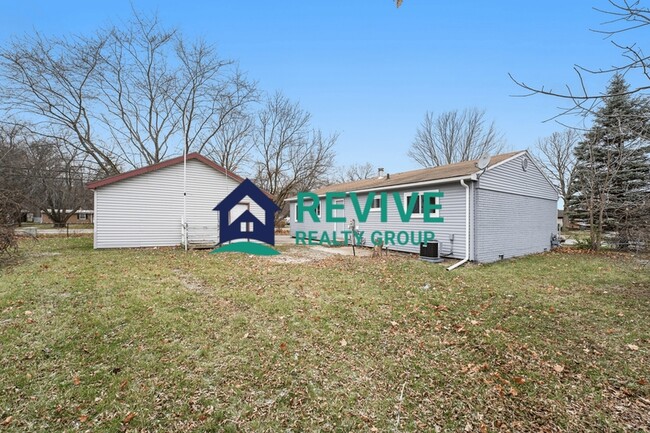 Building Photo - 27275 Barbara Ct