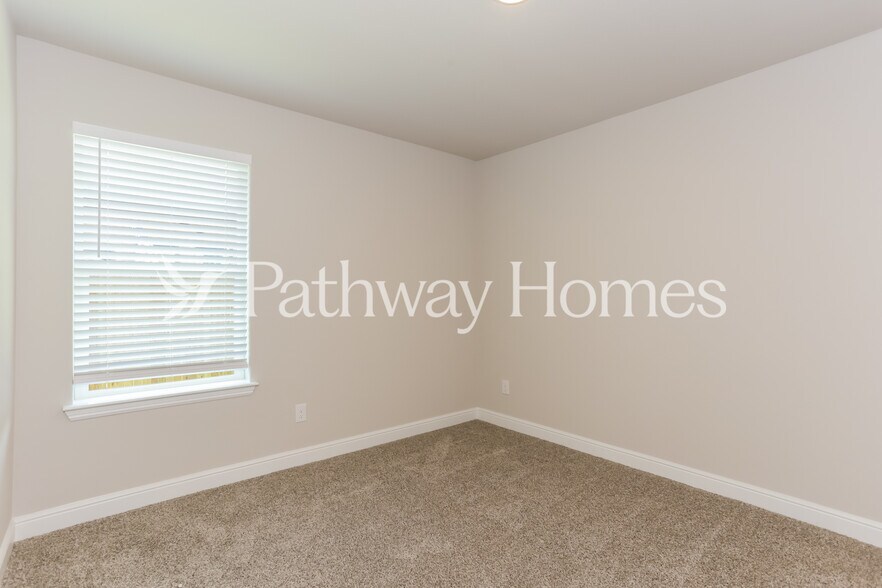 Building Photo - 1736 Reverie Rd