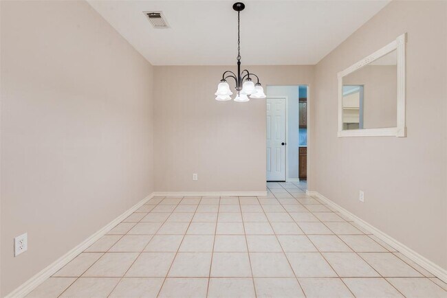 Building Photo - 12110 English Brook Cir