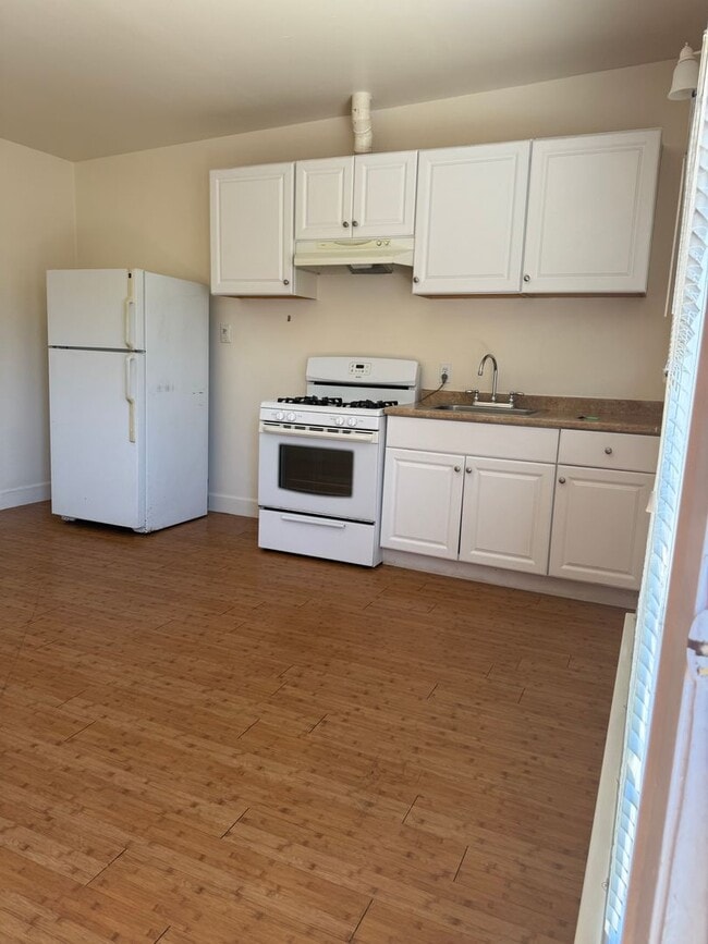 Building Photo - Cute 1Bd 1 Ba Unit in NE Santa Maria