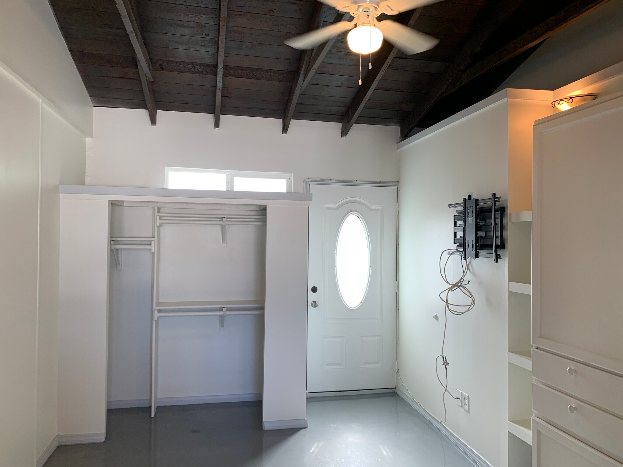 Building Photo - 2347 Pio Pico Dr