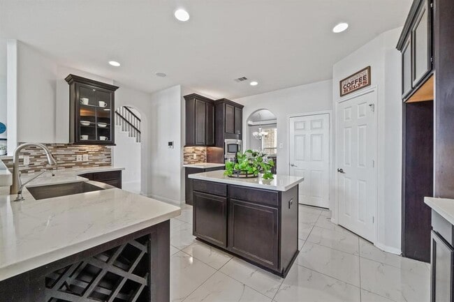 Building Photo - 5371 Blue Mountain Ln