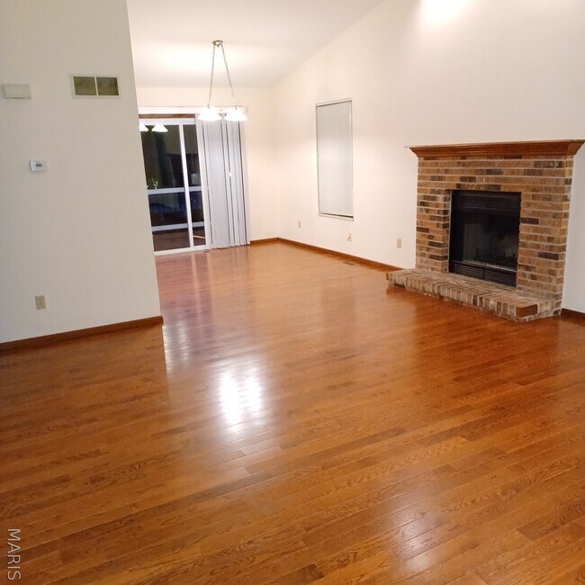 Building Photo - 2407 Muegge Rd