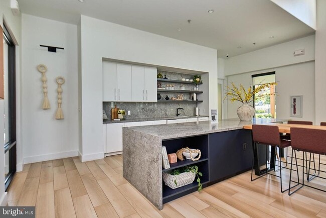 Building Photo - 22405 Claude Moore Dr