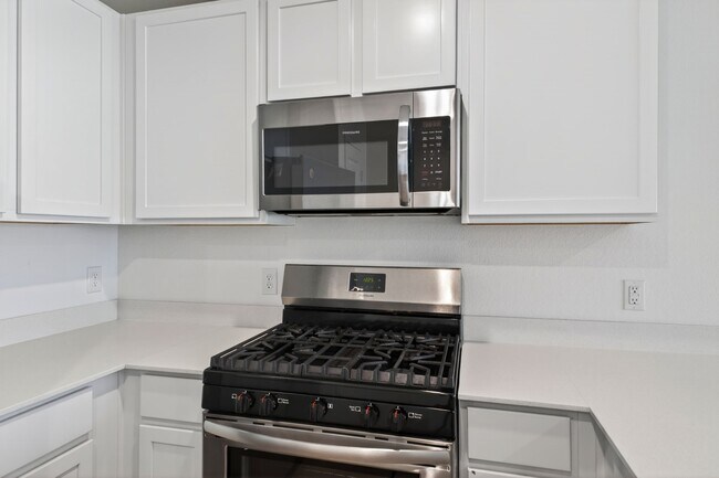 Building Photo - 1519 Twilight Grn Dr