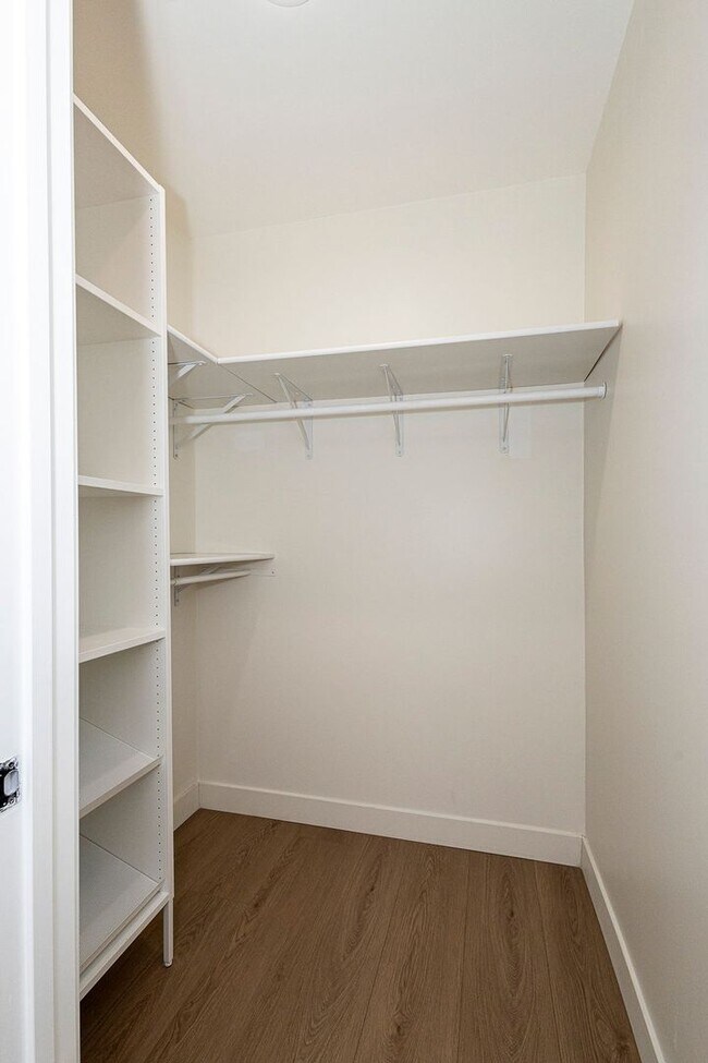 Building Photo - Keystone