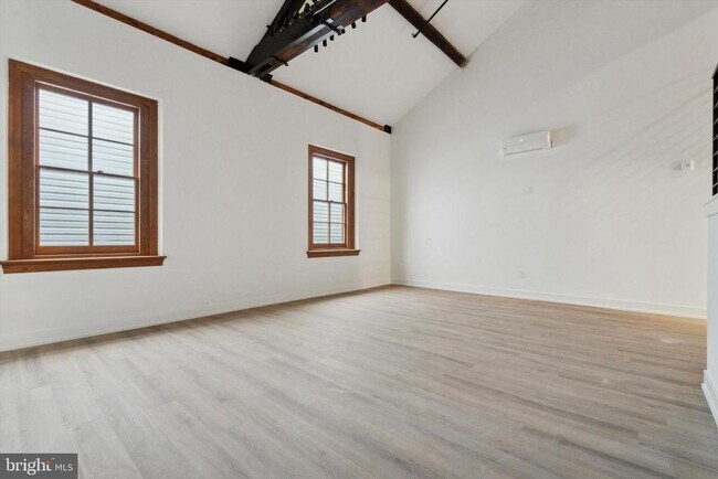 Building Photo - 808 N 3rd St