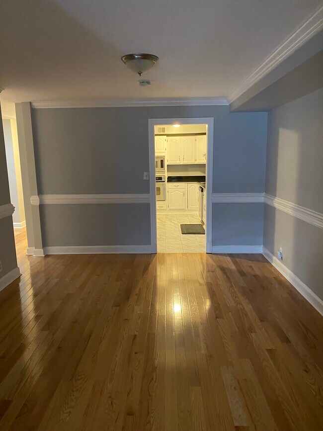 Building Photo - 1214 Potomac St NW