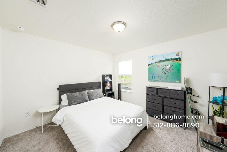 Building Photo - 7105 Gray Catbird Dr