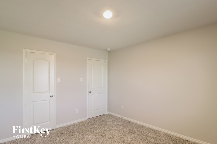 Building Photo - 13629 Lansman Dr