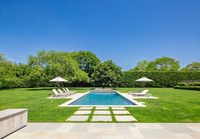 Building Photo - 59 First Neck Lane