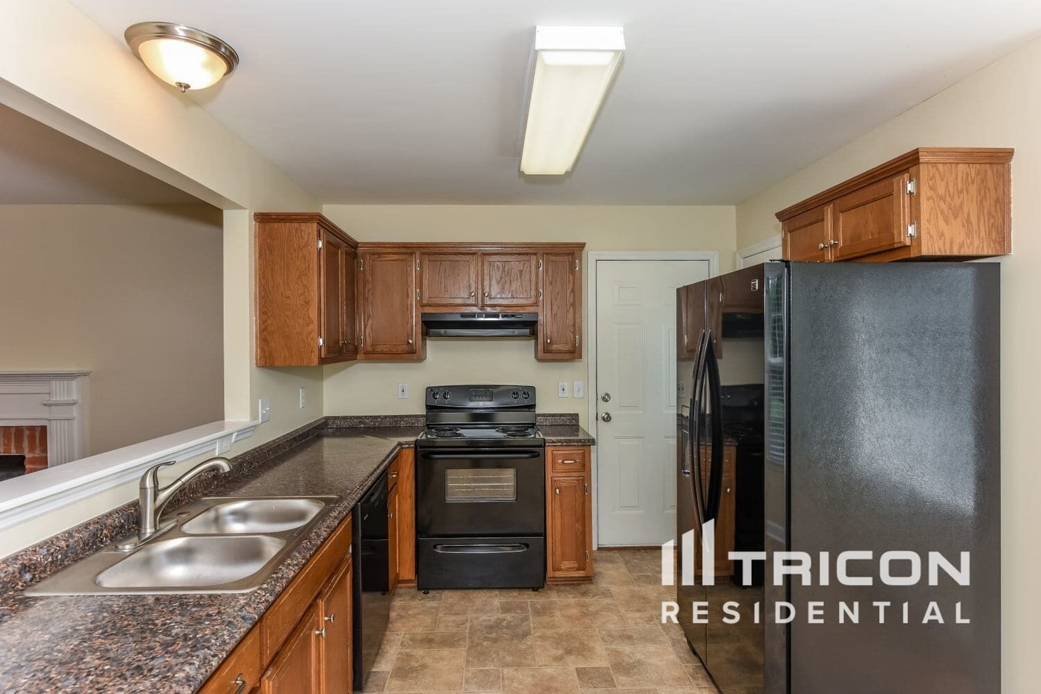 Building Photo - 2933 Mercer Ln