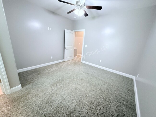 Building Photo - 4BD / 4.5BA FOR RENT