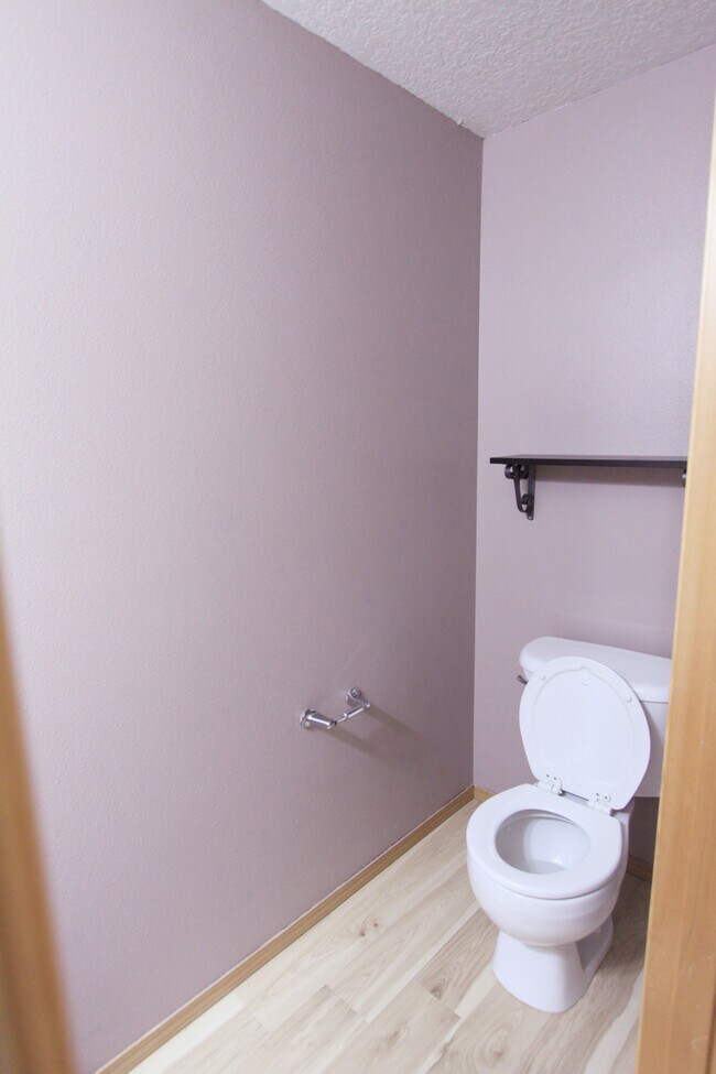 Building Photo - 455 Donna Dr