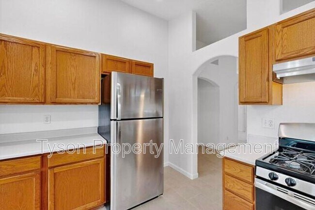Building Photo - 4740 Jessica Dr NE