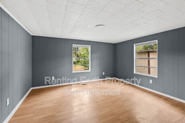 Building Photo - 3111 Avenue D