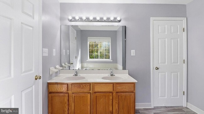 Building Photo - 14101 Kathleen Ln