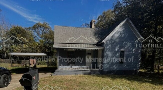 Primary Photo - 209 Farmer St