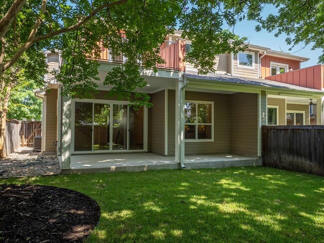 Building Photo - 5001 Woodrow Ave