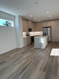 Building Photo - 9423 Sepulveda Blvd