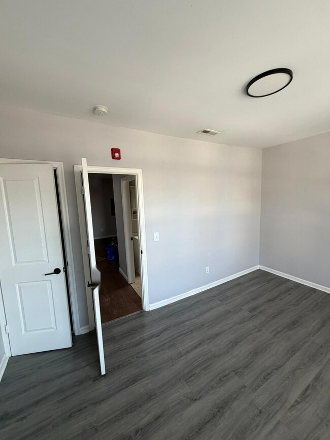 Building Photo - 1809 N 54th St