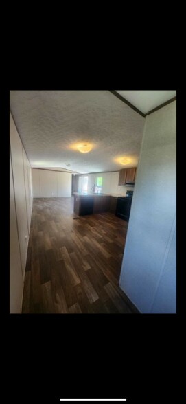 Building Photo - 110 3rd St