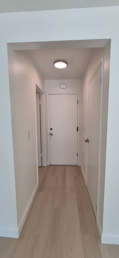 Building Photo - 5023 Oakbrook Cir