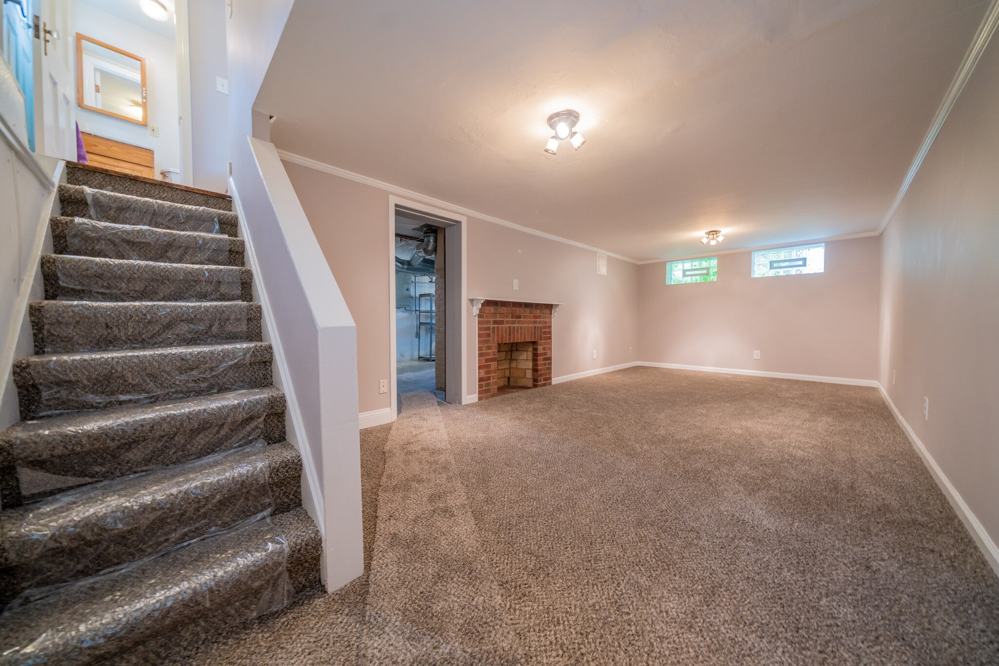 Building Photo - 1200 Brentwood Rd