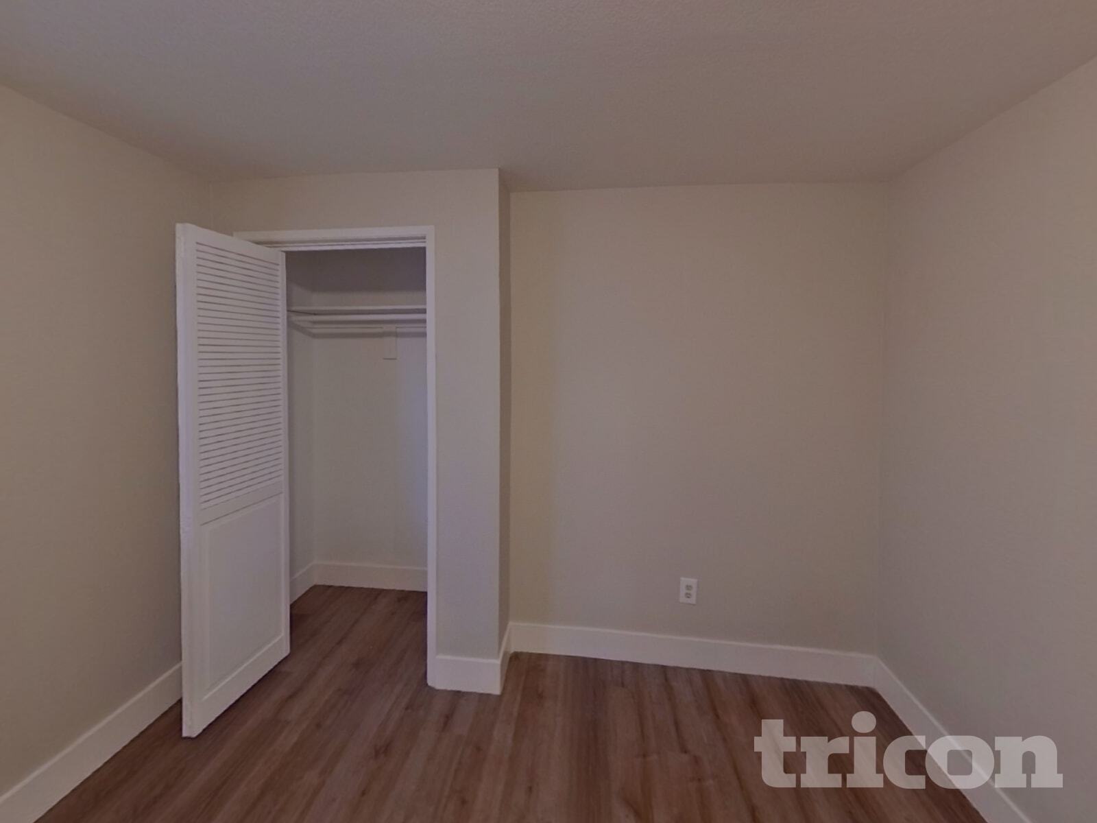 Building Photo - 15413 NE 47th Cir