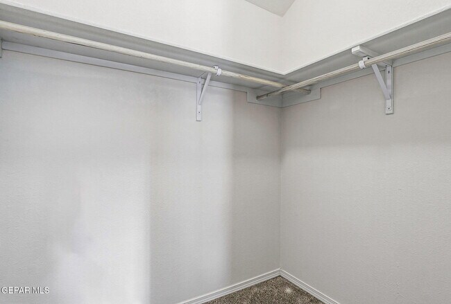 Building Photo - 13745 Lago Vista Ave
