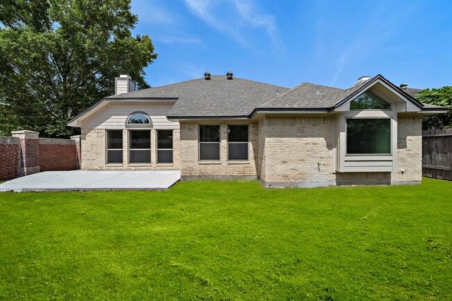 Building Photo - 2619 Cedarmoor Ct