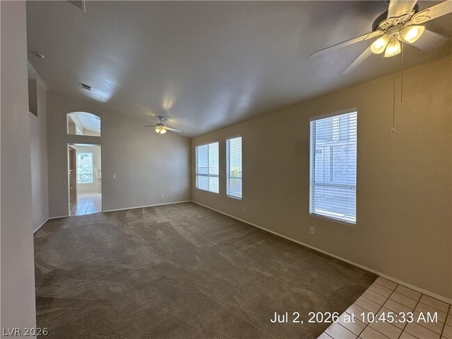 Building Photo - 122 McLaren St