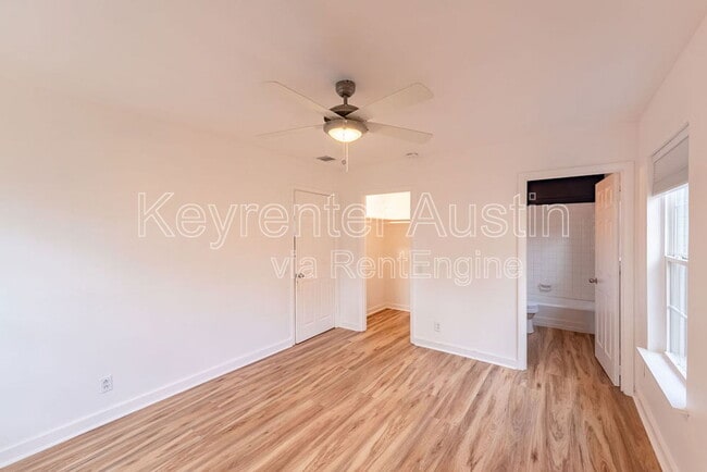 Building Photo - 5109 Overbrook Dr