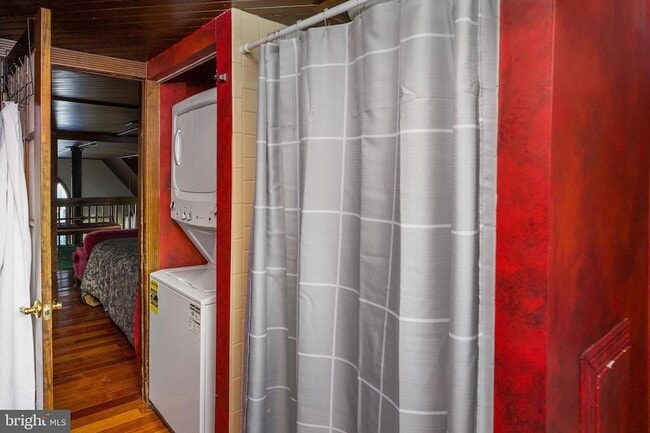 Building Photo - 230 Washington St