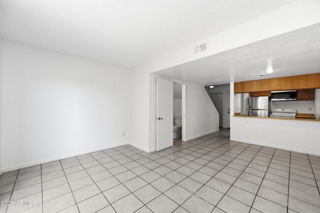 Building Photo - 12231 N 21st Ave