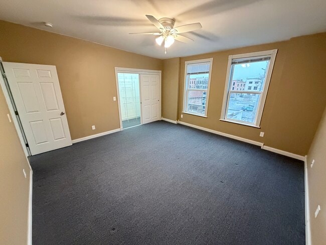 Building Photo - 45 S Monroe St