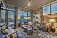 Building Photo - 353 E Bonneville Ave