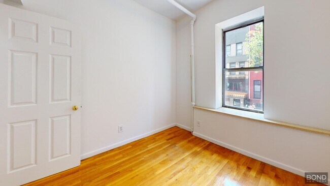 Building Photo - 104 Second Avenue