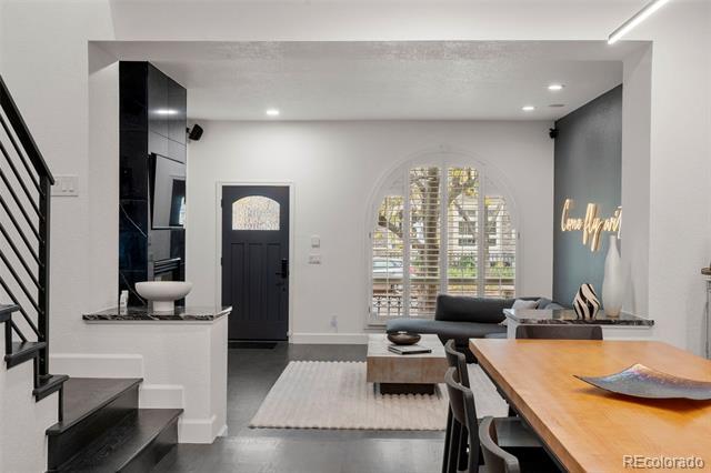 Building Photo - 186 S Garfield St